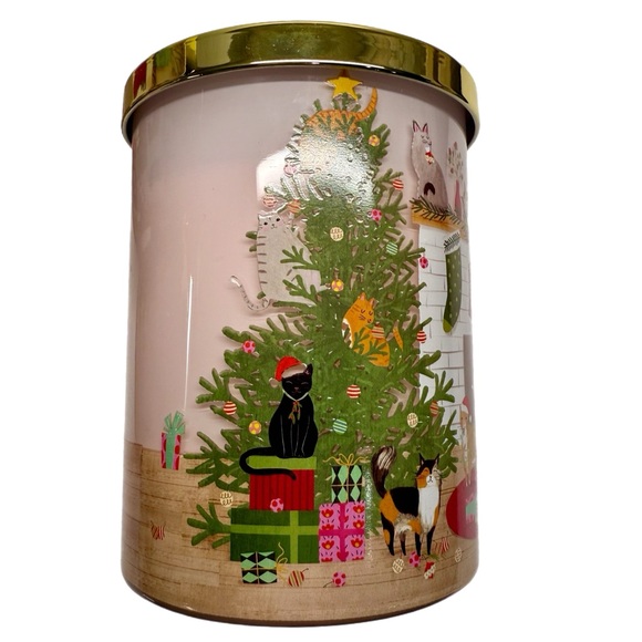 NWT! 🐈  Starcrafts 16 oz. Christmas Holiday Kitty “Cozy Fireplace” candle - Picture 2 of 15